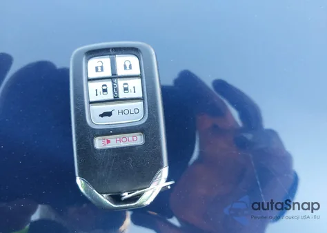 2015 Honda Odyssey Touring/Touring Elite из США, поврежденный, VIN 5FNRL5H98FB046149